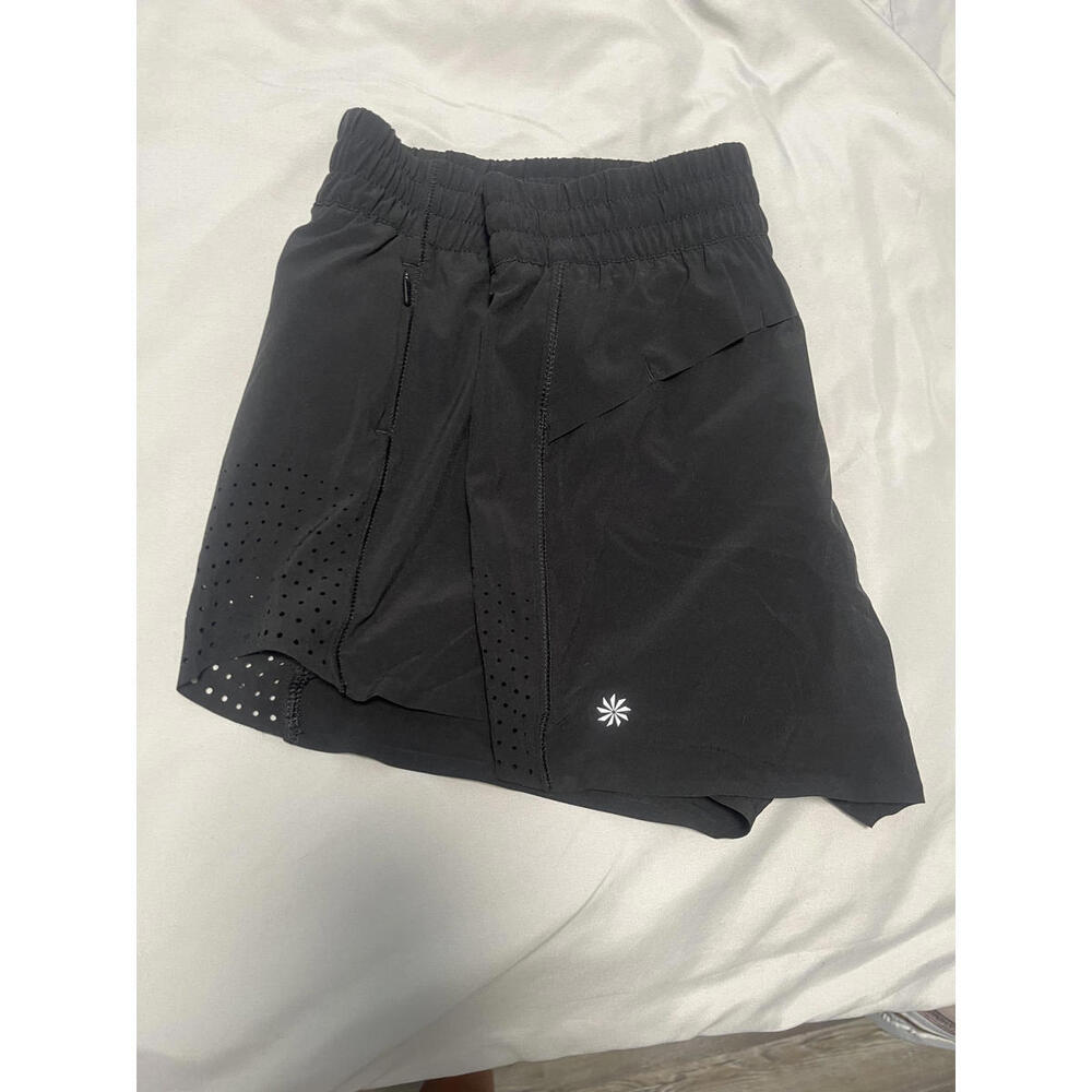 Athleta 3" Shorts NWT